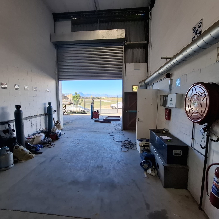 To Let commercial Property for Rent in Fisantekraal Western Cape